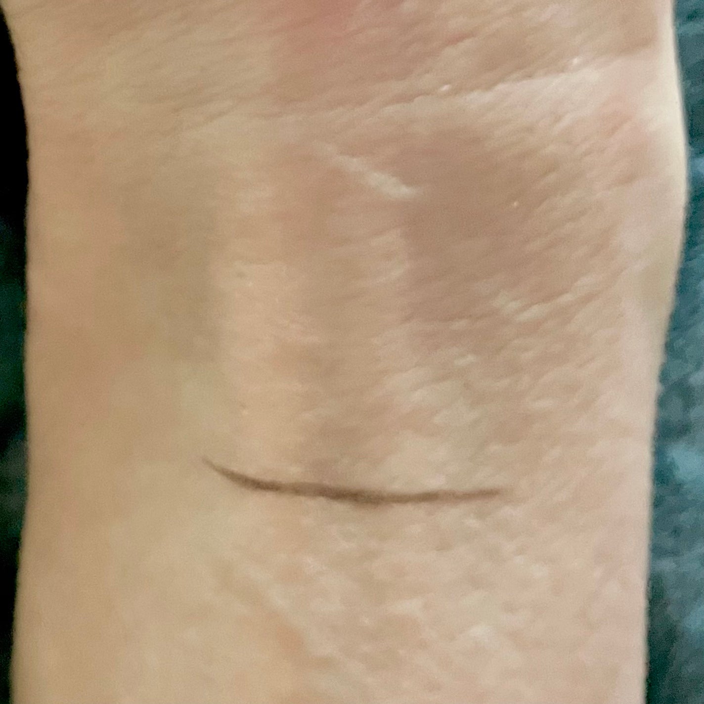 スキルレスライナー/LUMIURGLAS/リキッドアイライナーを使ったクチコミ(2枚目)