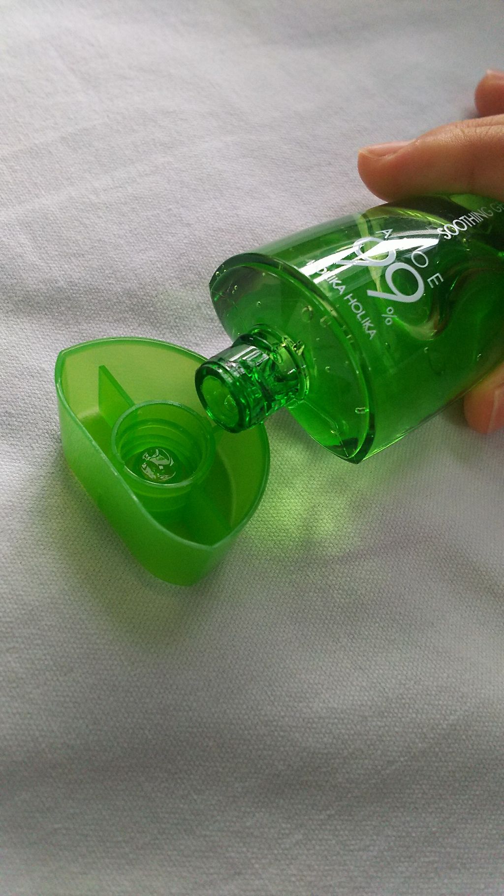 アロエ99% スージングジェル/HOLIKA HOLIKA/ボディローションを使ったクチコミ(3枚目)