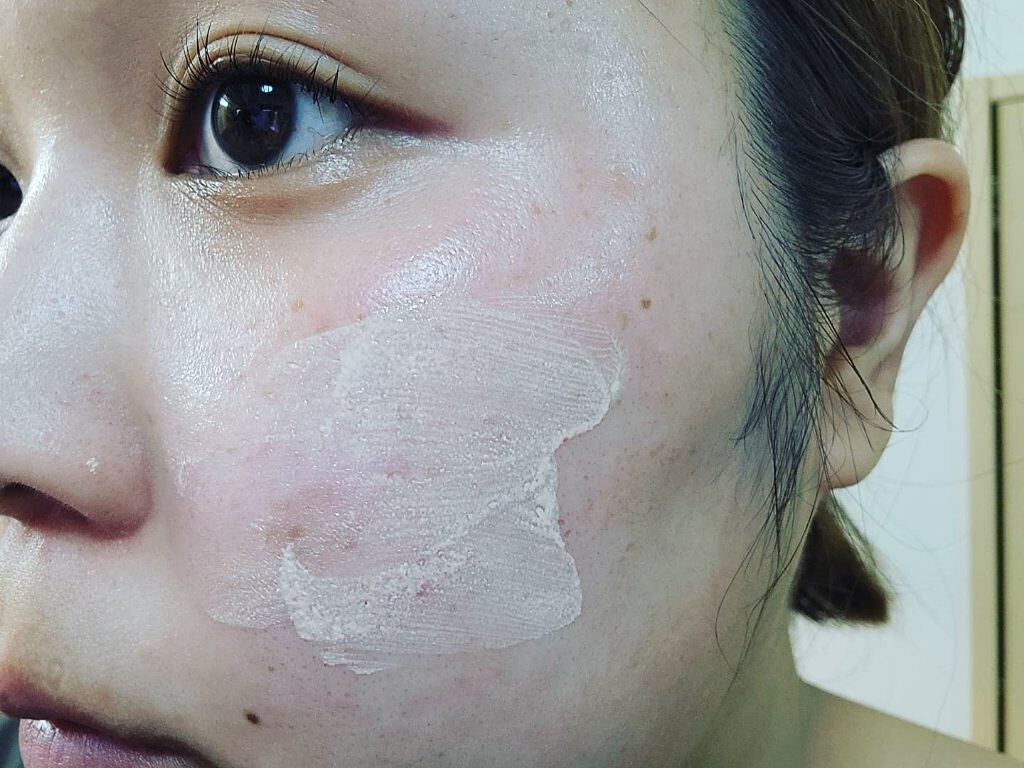 モイスチュアライジング ファンデーション プライマー/PAUL & JOE BEAUTE/化粧下地を使ったクチコミ(4枚目)