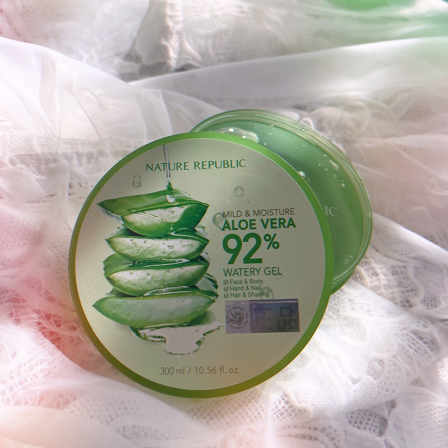 マイルド＆モイスチャーアロエジェル/ネイチャーリパブリック/ボディローションを使ったクチコミ（2枚目）