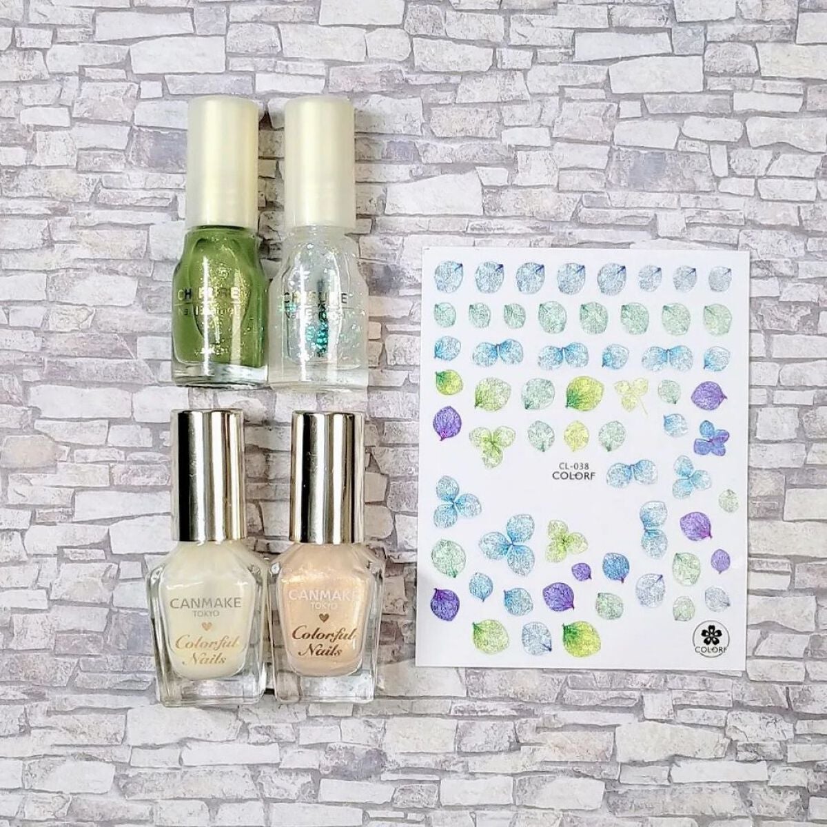 カラフルネイルズ/キャンメイク/マニキュアを使ったクチコミ(5枚目)