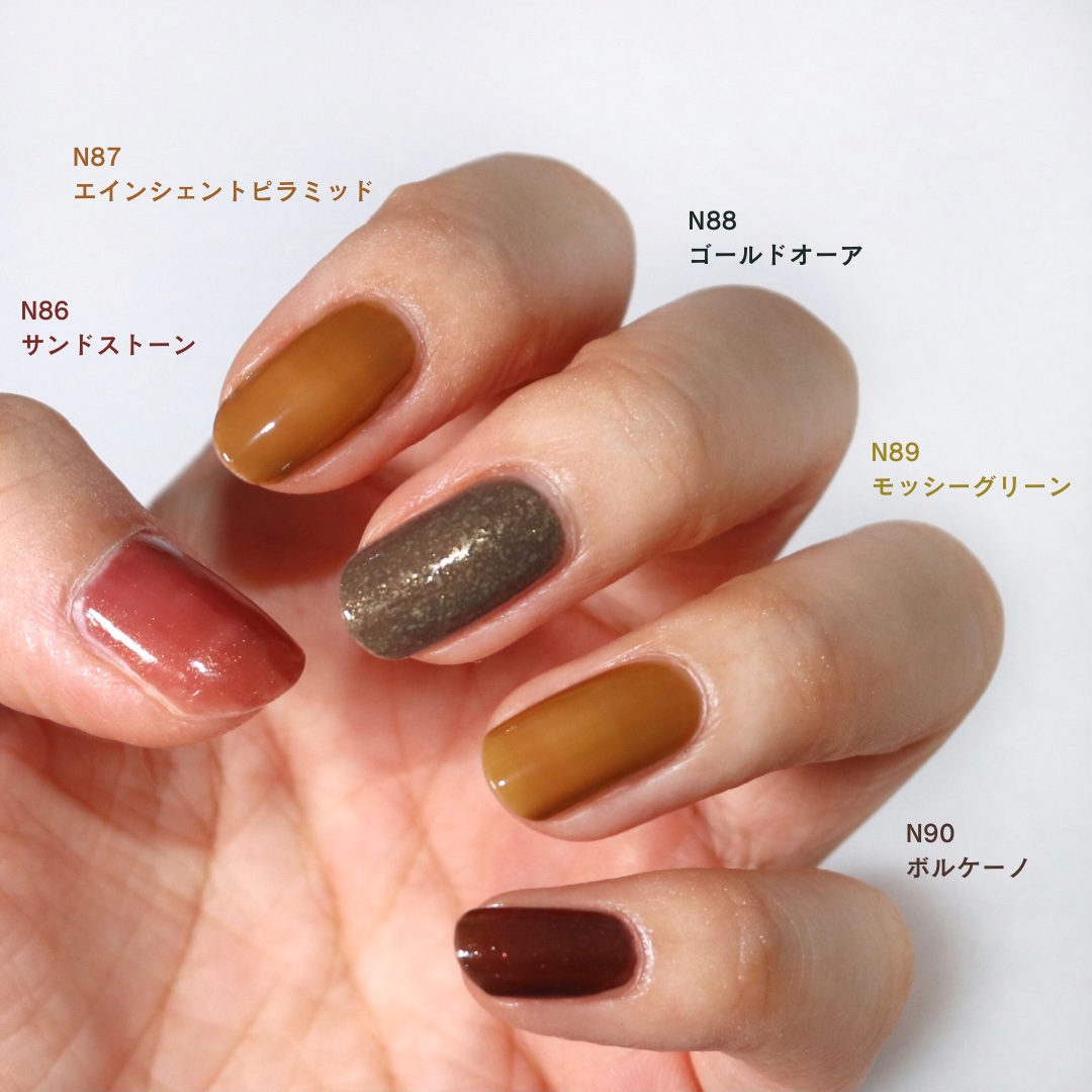 ブラウンネイルのネイルデザイン - ＼強さを纏えるアースカラーが登場