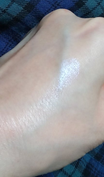 パールグロウニュアンサー/CEZANNE/パウダーハイライトを使ったクチコミ(2枚目)