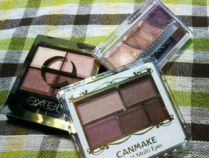 パーフェクトマルチアイズ/キャンメイク/アイシャドウパレットを使ったクチコミ(2枚目)