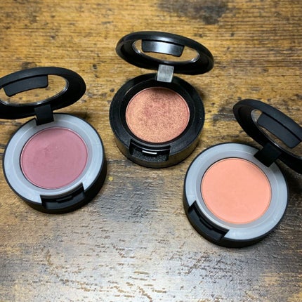 パウダー キス アイシャドウ/M・A・C/単色アイシャドウを使ったクチコミ(2枚目)