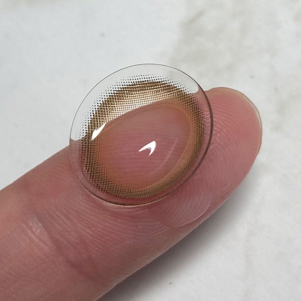 mood brown/Classilens/カラーコンタクトレンズを使ったクチコミ(4枚目)