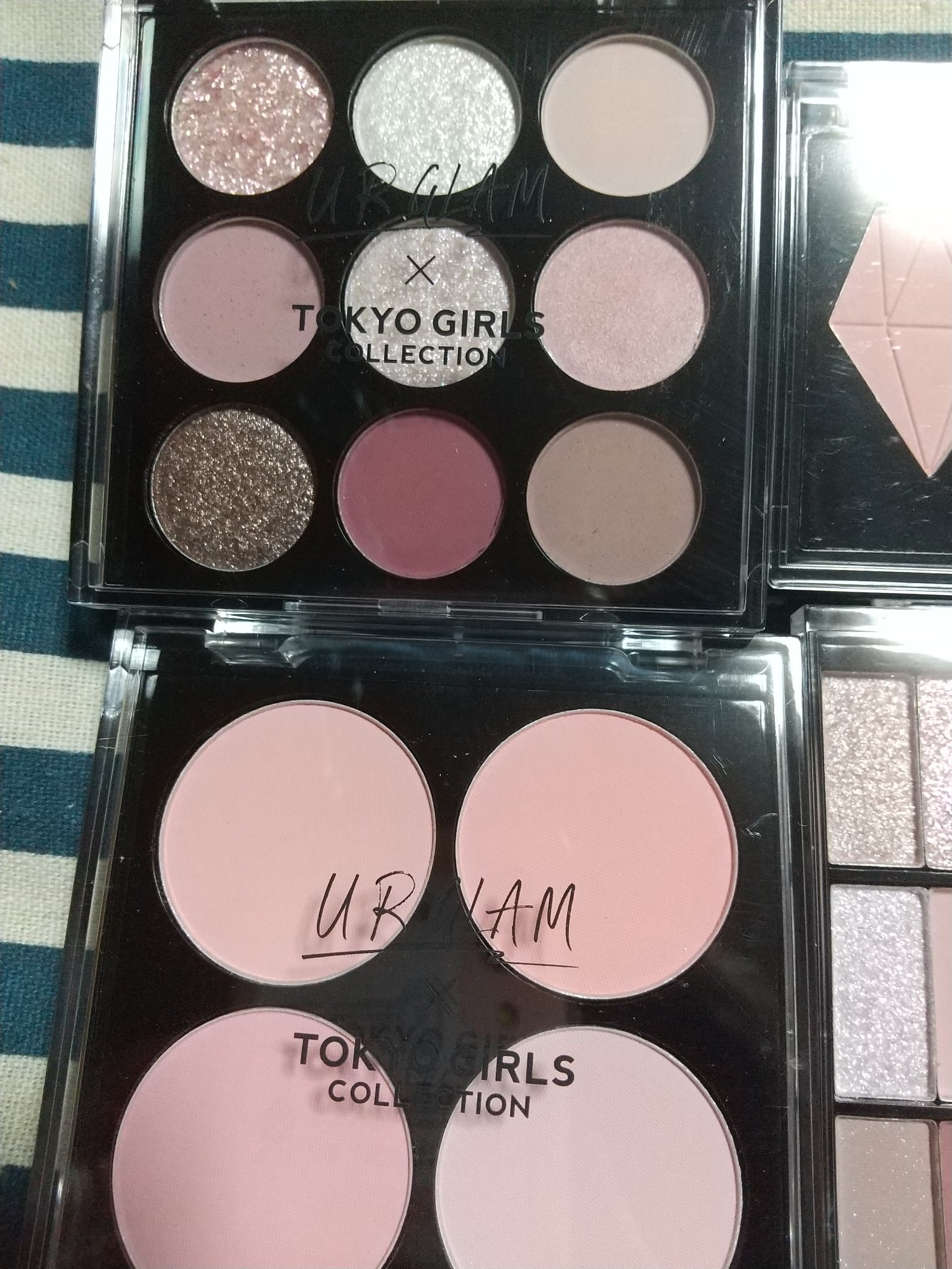 ＵＧＴ　ブレンディング　チークカラーパレット/U R GLAM/パウダーチークを使ったクチコミ（2枚目）