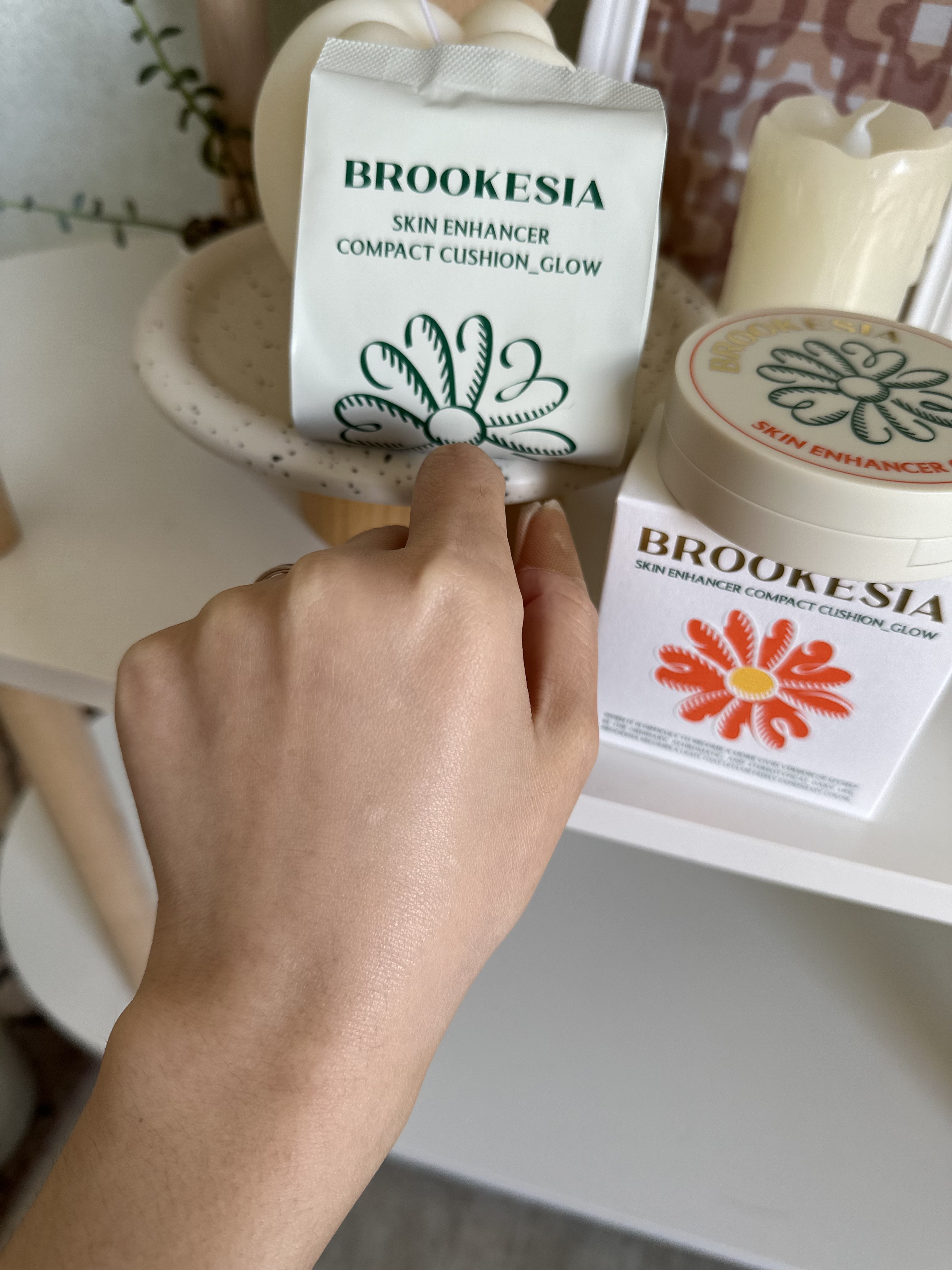 スキンエンハンサー コンパクトクッション（グロー) #2 ソフトロジー/BROOKESIA/クッションファンデーションを使ったクチコミ（3枚目）