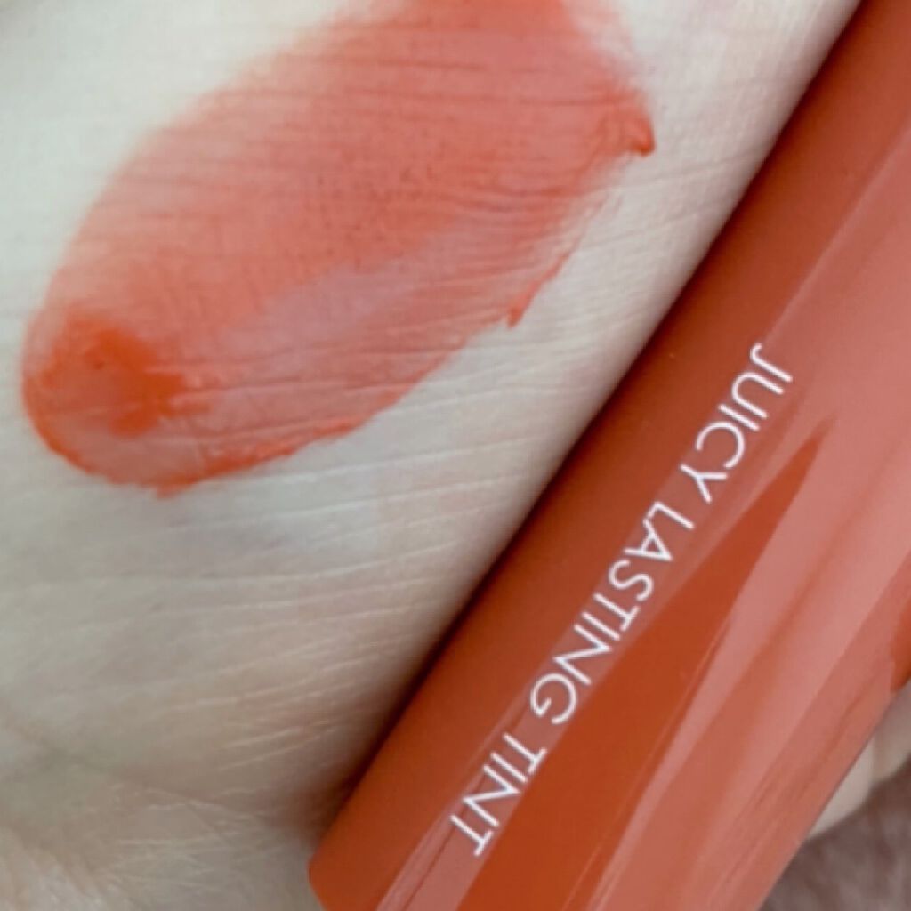 chacha | 自分磨きを楽しむOL on LIPS 「じゅわっと果実のくちびる🍊♥️.ロムアンドのジューシーラスティ..」(3枚目)