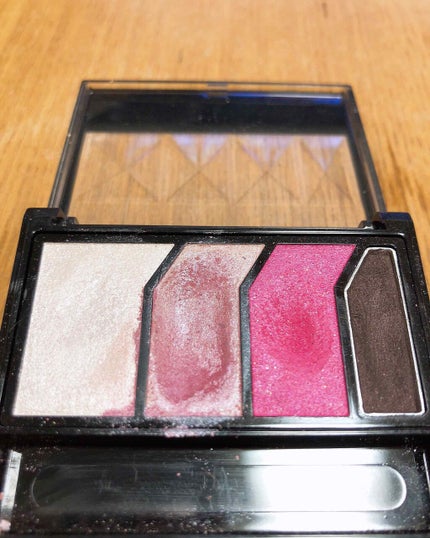 FASIO グラデライトアイズのクチコミ「fasio グラデーションディープアイズⅠ-5レット系
メイクボックスを漁っていたらでてきた.....」(2枚目)