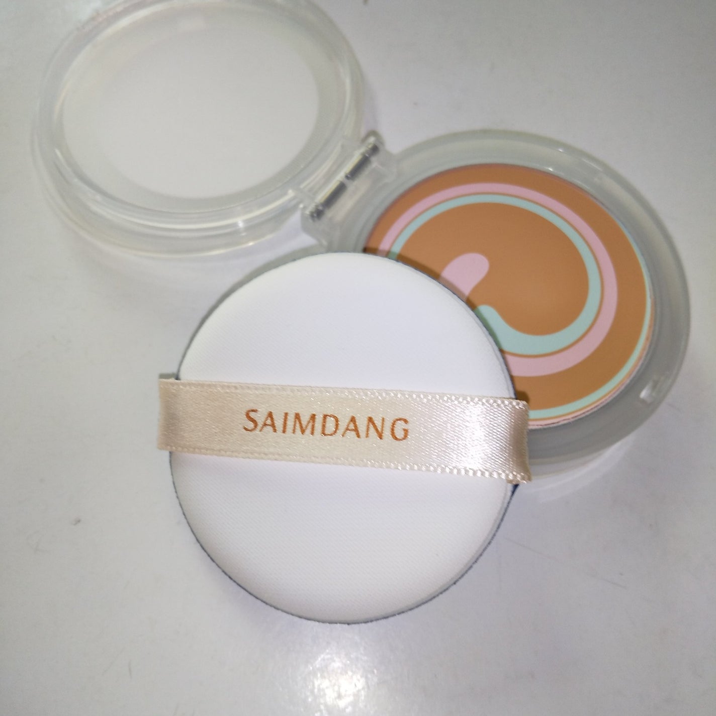 アクトレス エッセンシャルパクト/サイムダン プレミアム/クリーム・エマルジョンファンデーションを使ったクチコミ(2枚目)