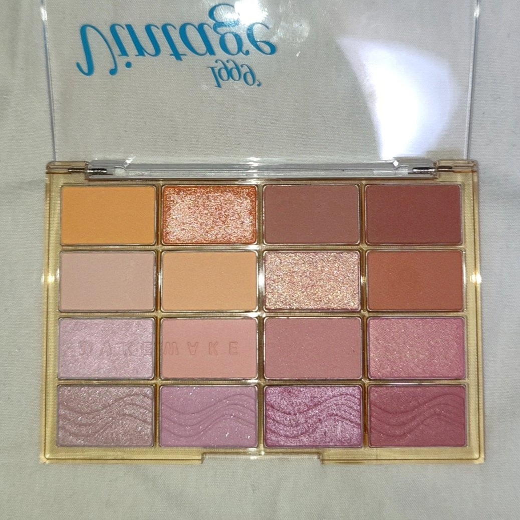 ソフトブラーリングアイパレット/wakemake/アイシャドウパレットを使ったクチコミ（3枚目）