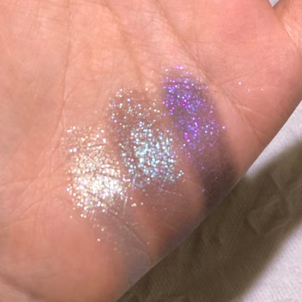 MAKE UP FOR EVER リフィラブルケースのクチコミ「シングルアイシャドウの収納方法:自分でアイパレを作る❗️
一番好きなコスメケースは「MAKE.....」(3枚目)