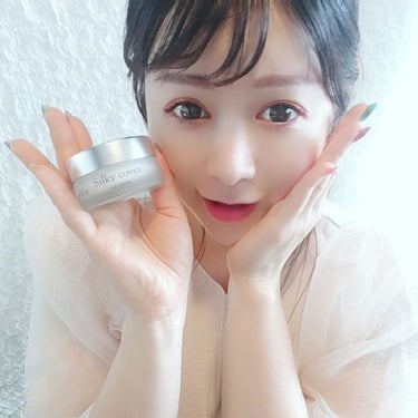 あたりちゃん♥️フォロバ＆イイネ返し on LIPS 「毛穴カバーが？たったの30秒？？😲✨驚きのシルク肌になれる化粧..」（1枚目）