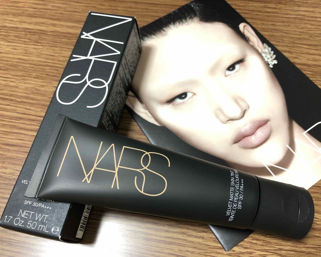 ベルベットマットスキンティント SPF30／PA+++/NARS/リキッドファンデーションを使ったクチコミ（1枚目）