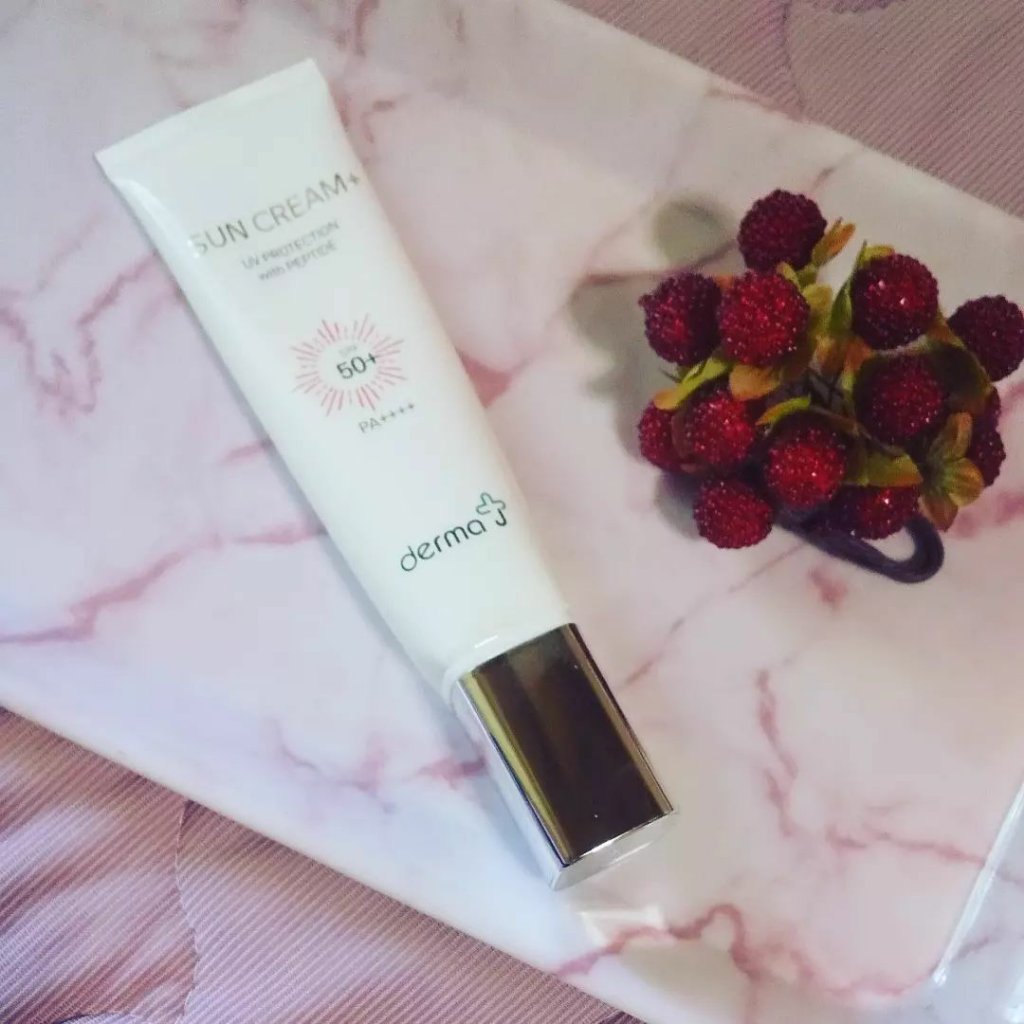 サンクリーム＋/ DermaJ/日焼け止めクリームを使ったクチコミ（1枚目）