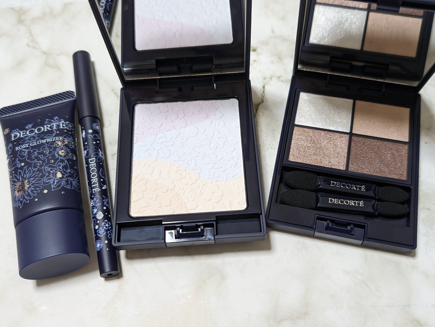 ウィンターダズル コレクション/DECORTÉ/メイクアップキットを使ったクチコミ(2枚目)