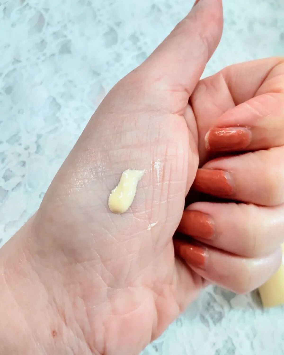 コントロールカラー下地 イエローグロウ/Moist Labo/化粧下地を使ったクチコミ（3枚目）