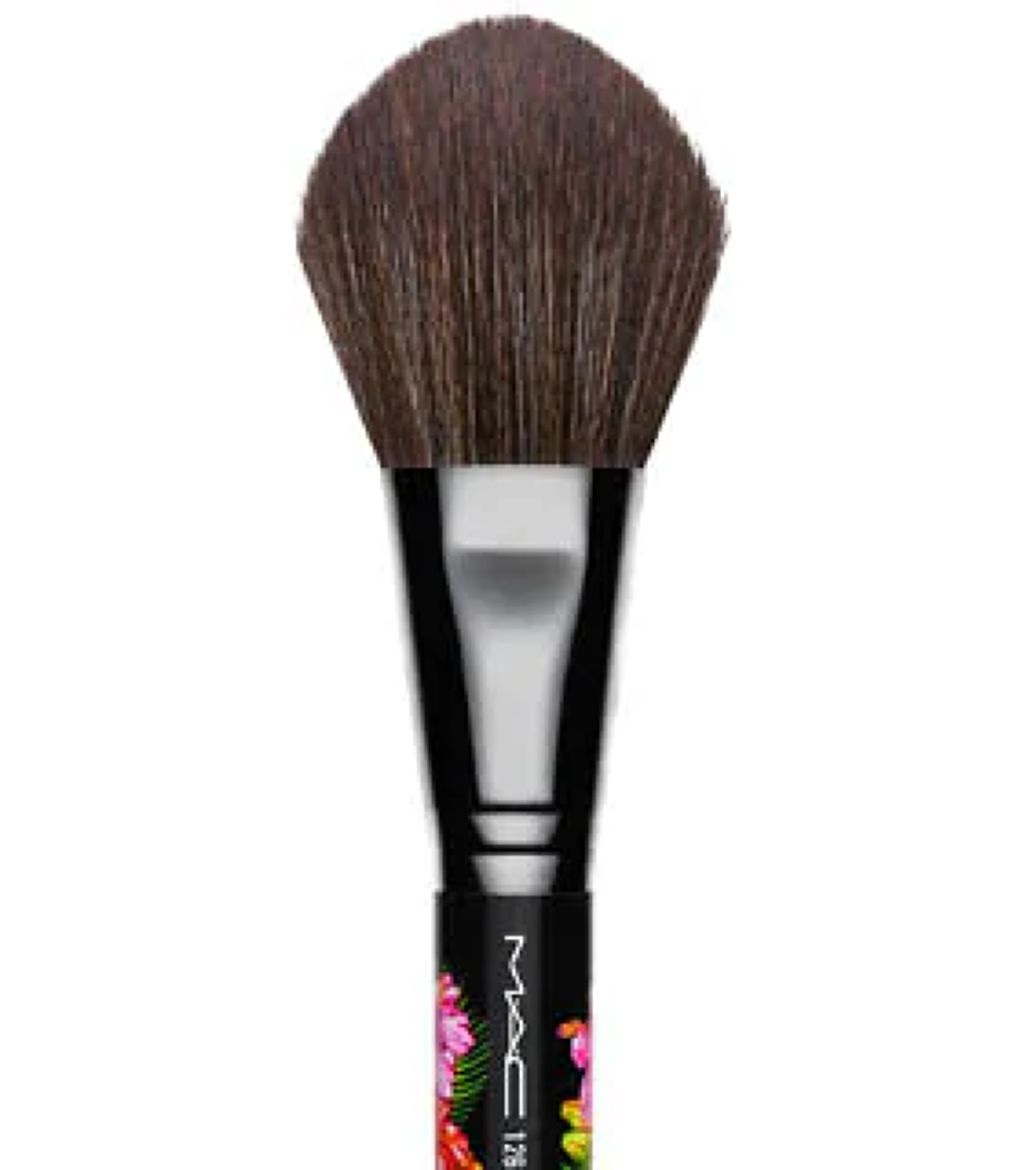 M・A・C #126SE スプリット ファイバー ラージ フェイス ブラシ