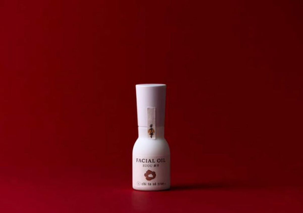 chi to sé true フェイシャルオイル　スオウ