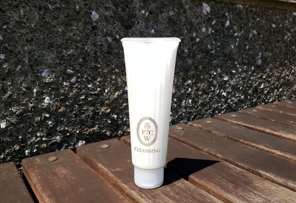 FTCホワイトモイスチャークレンジング/FTC/ミルククレンジングを使ったクチコミ（2枚目）
