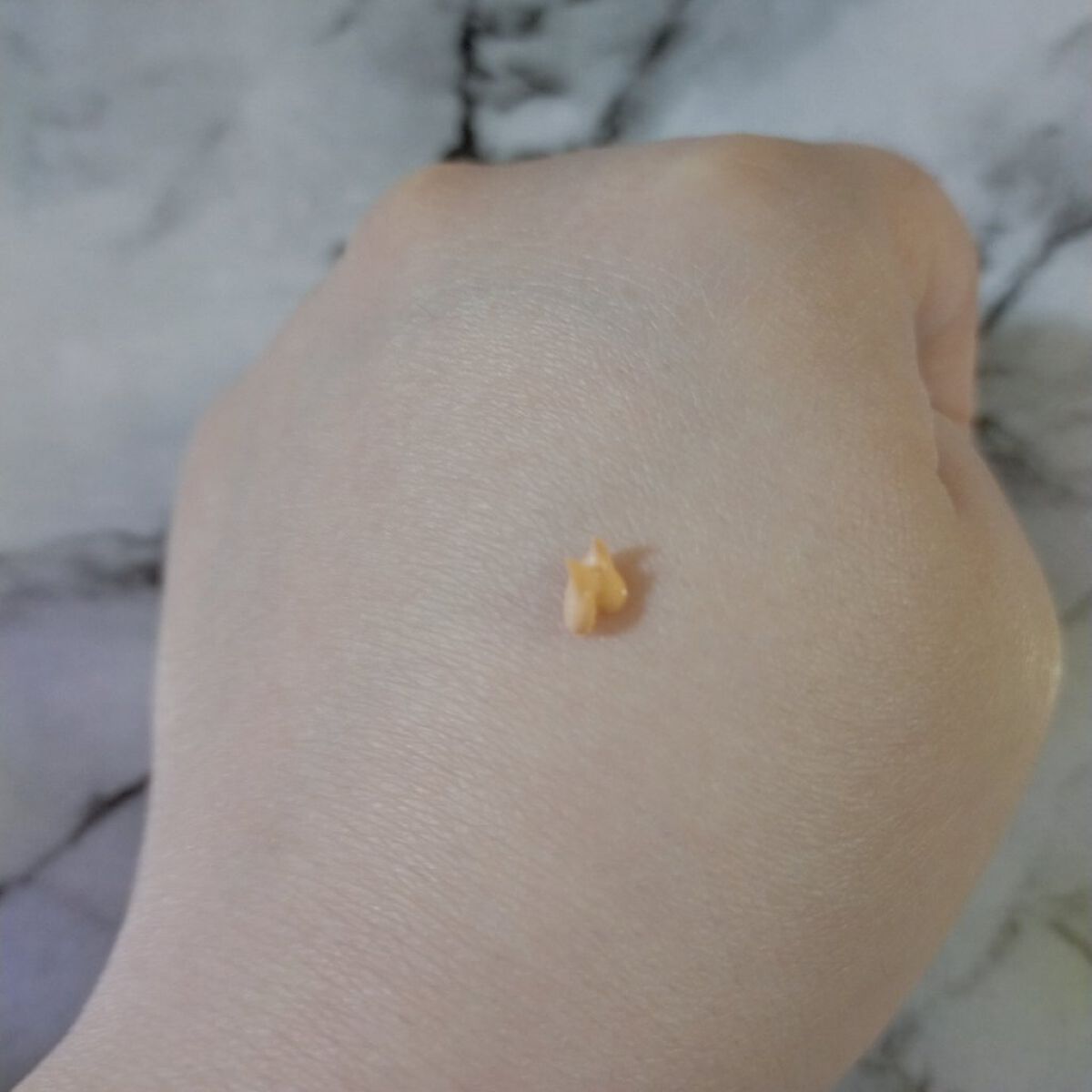 スキンカラーコントロールベース/KATE/化粧下地を使ったクチコミ（2枚目）