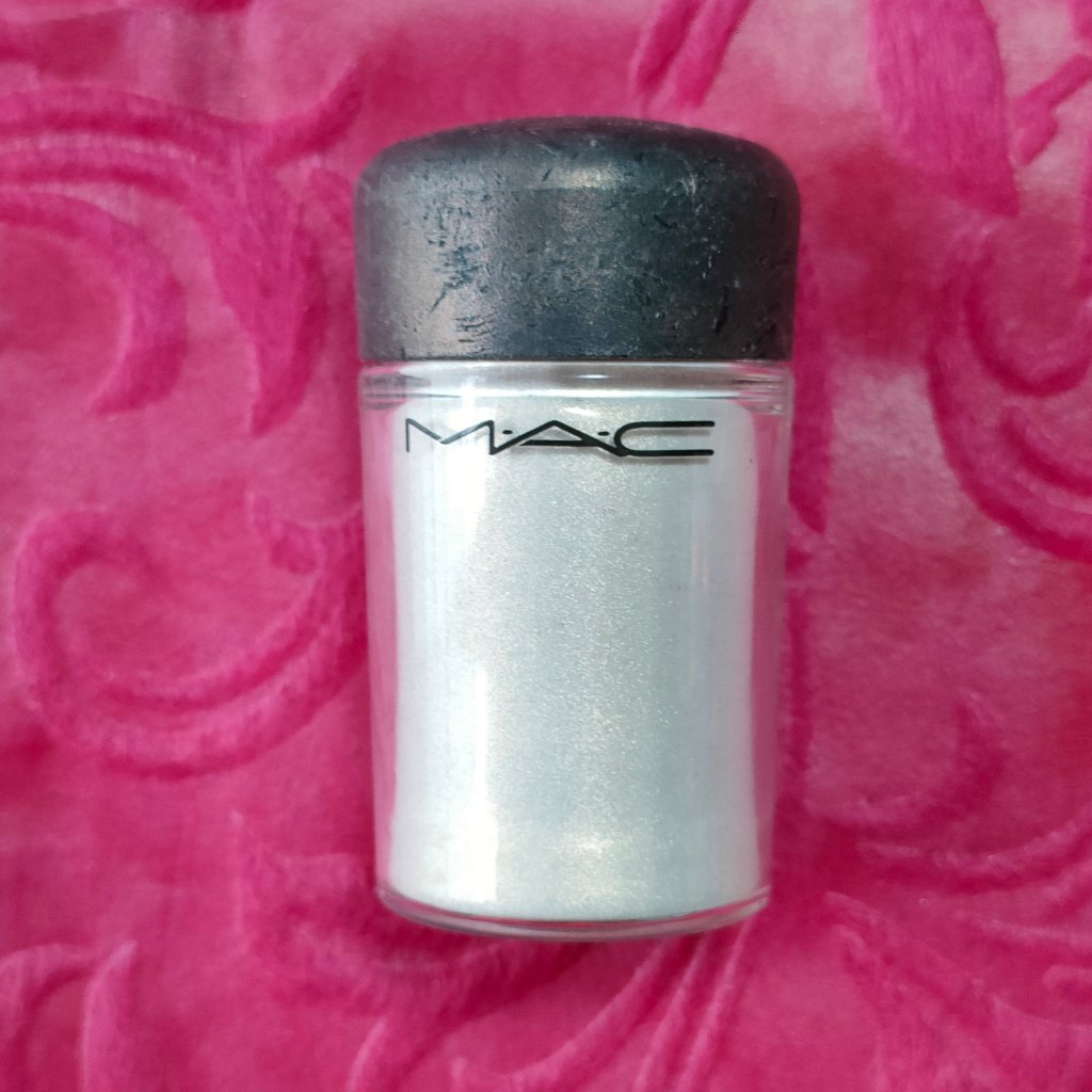 ピグメント/M・A・C/単色アイシャドウを使ったクチコミ（2枚目）