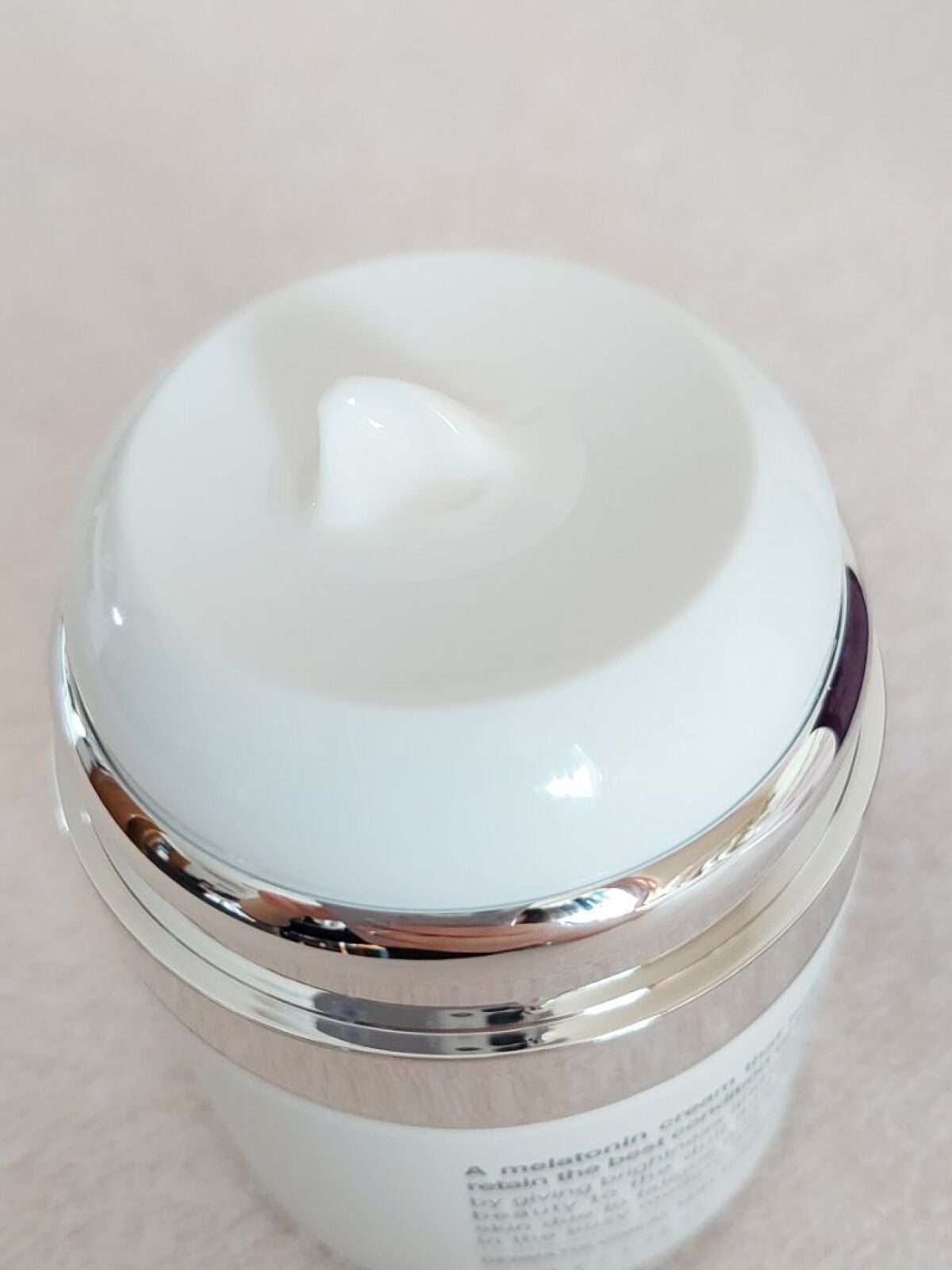 siki on LIPS 「【 メラトニンクリーム50g(ポンプ型) 】韓国コスメからマッ..」(5枚目)