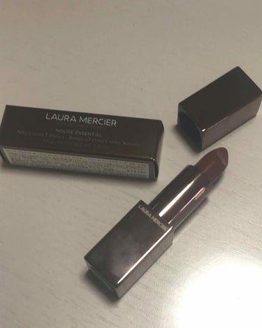 laura mercier
ルージュ エッセンシャル クリーム リップスティック
05 BRUN NATUREL

価格 : 3600円


発売されて即完売した大人気リップ♡♡
ブラウン系リップが欲し