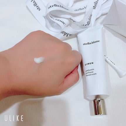 オーセンティックパフュームハンドクリーム/Stella.Blanc/ハンドクリームを使ったクチコミ(4枚目)