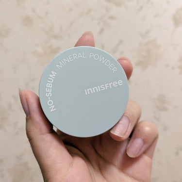 innisfree ノーセバム　ミネラルパウダー　Nのクチコミ「イニスフリー
ノーセバム　ミネラルパウダー　N

プレメガ割の購入品！　1+1で安かったので購.....」（1枚目）