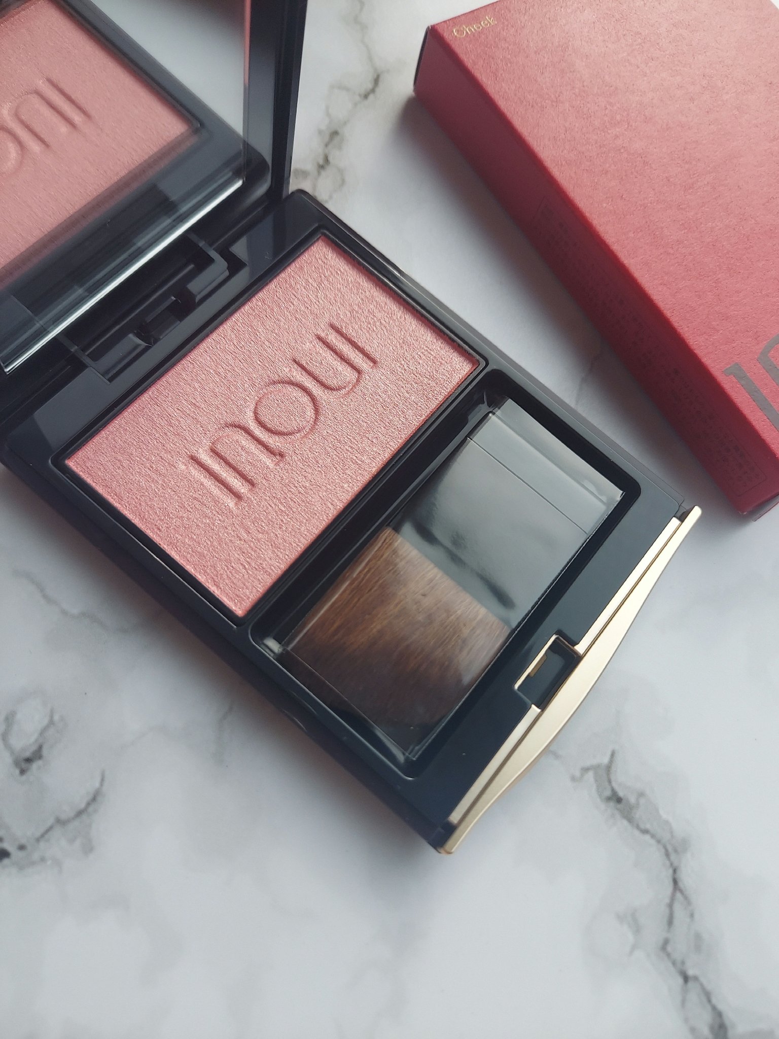 インウイ チーク 01 ナチュラルピンク/INOUI/パウダーチークを使ったクチコミ（3枚目）