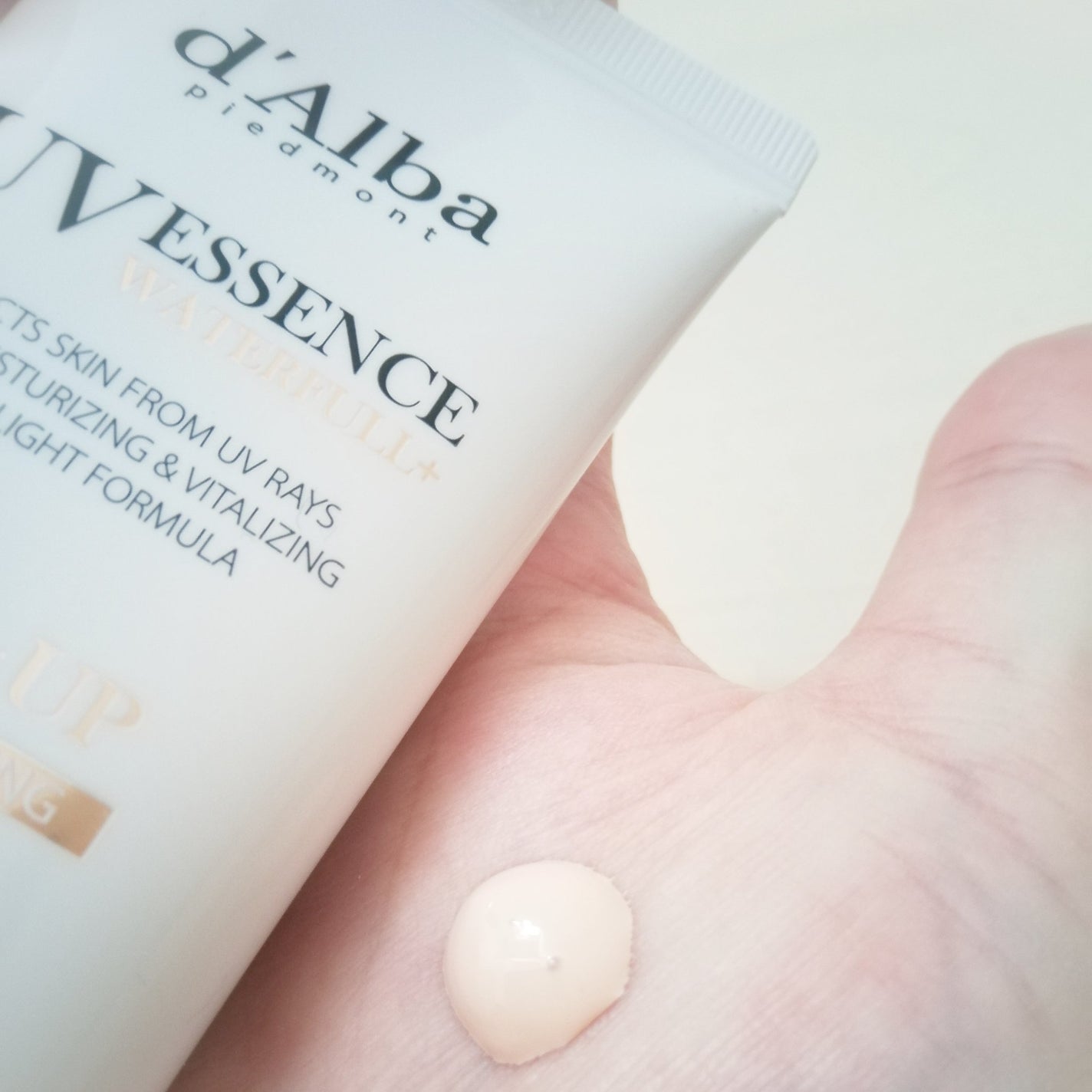 ウォータフルトーンアップサンクリーム/ダルバ/日焼け止めクリームを使ったクチコミ(6枚目)