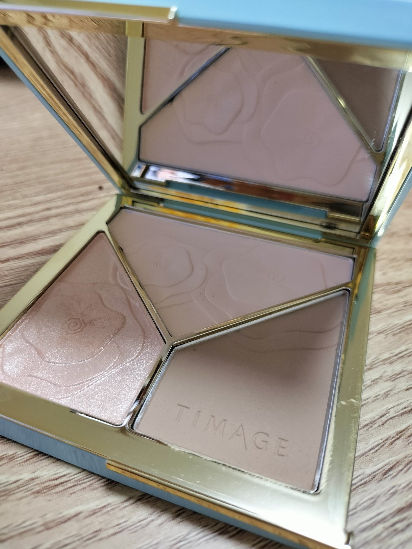 ハイライトシェーディングパレット/TIMAGE/パウダーハイライトを使ったクチコミ(1枚目)