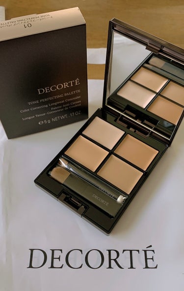 DECORTÉ トーンパーフェクティング パレットのクチコミ「【DECORTÉトーンパーフェクティング パレット01ライトベージュ⠀】

ずっと気になってい.....」（1枚目）