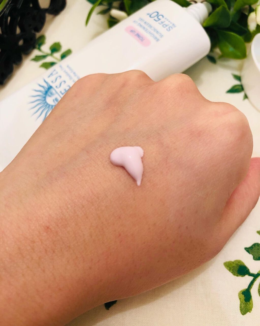 ブライトニングUV ジェル/アネッサ/化粧下地を使ったクチコミ(2枚目)