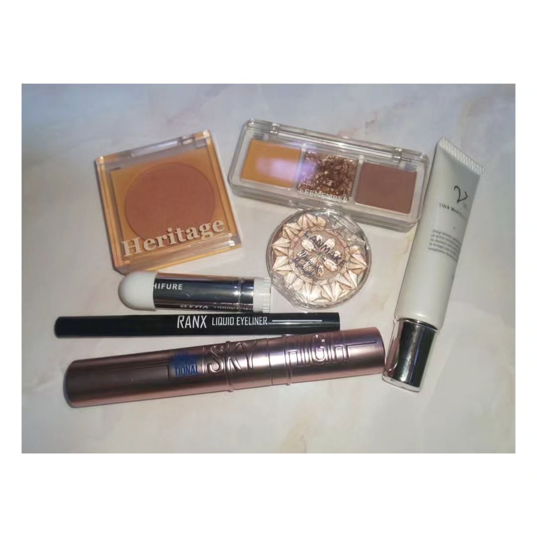 3色フローラアイパレット 02 ムギワラギク/LEEMEMBER/アイシャドウパレットを使ったクチコミ（2枚目）