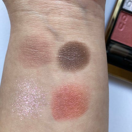 シグニチャー カラー アイズ/SUQQU/アイシャドウパレットを使ったクチコミ(2枚目)