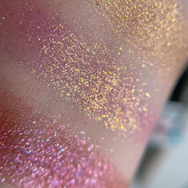 BLITZ ASTRAL QUAD RITUALISTIC ROSE/PAT McGRATH LABS/パウダーアイシャドウを使ったクチコミ（2枚目）