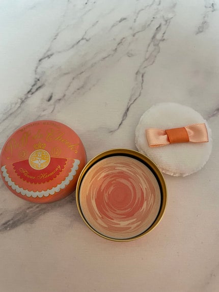 パフ・デ・チーク(フラワーハーモニー) RD303 マンダリンミックス/MAJOLICA MAJORCA/パウダーチークを使ったクチコミ(2枚目)