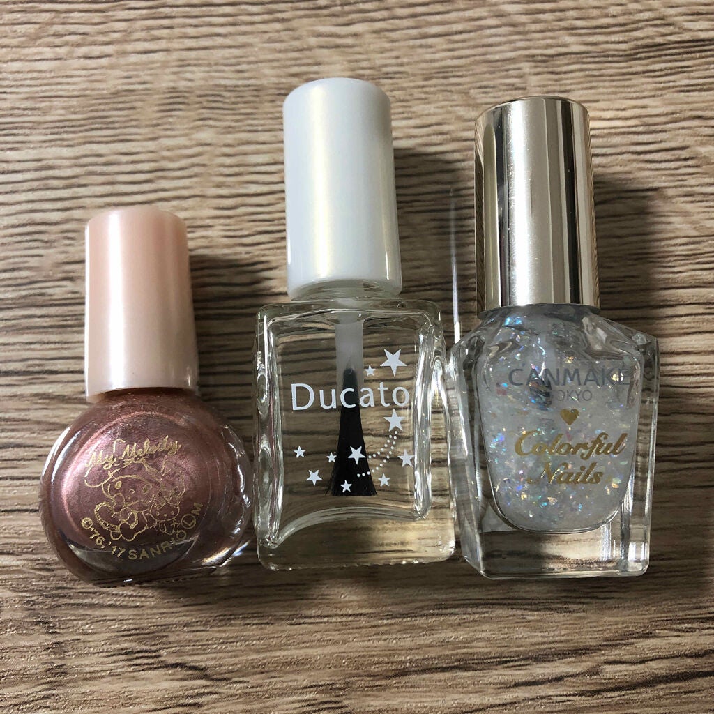 カラフルネイルズ/キャンメイク/マニキュアを使ったクチコミ(2枚目)