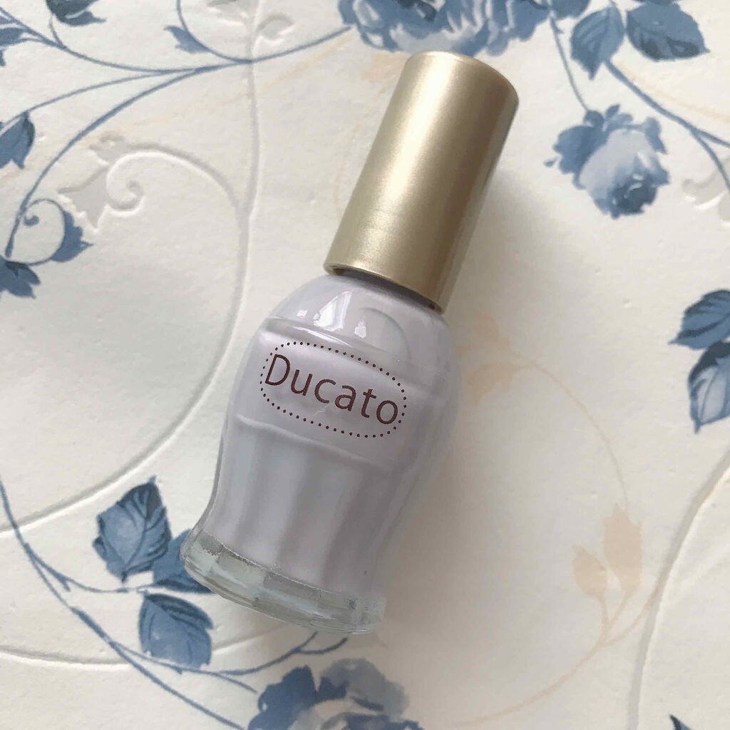 ナチュラルプレミアムネイルカラー/デュカート/マニキュアを使ったクチコミ(2枚目)