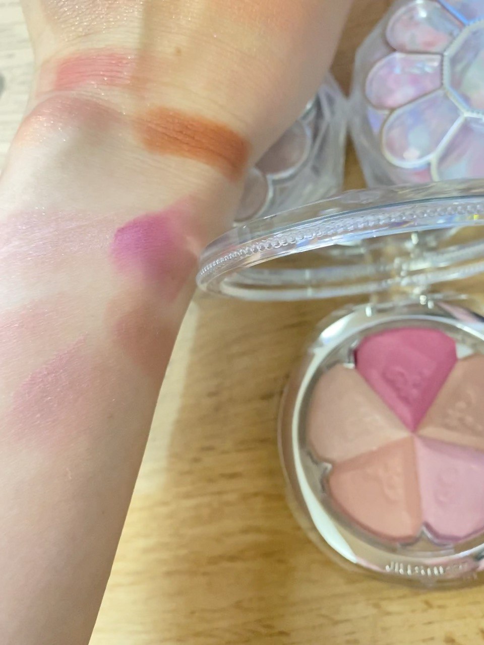 ジルスチュアート ブルーム ミックスブラッシュ コンパクト/JILL STUART/パウダーチークを使ったクチコミ（2枚目）