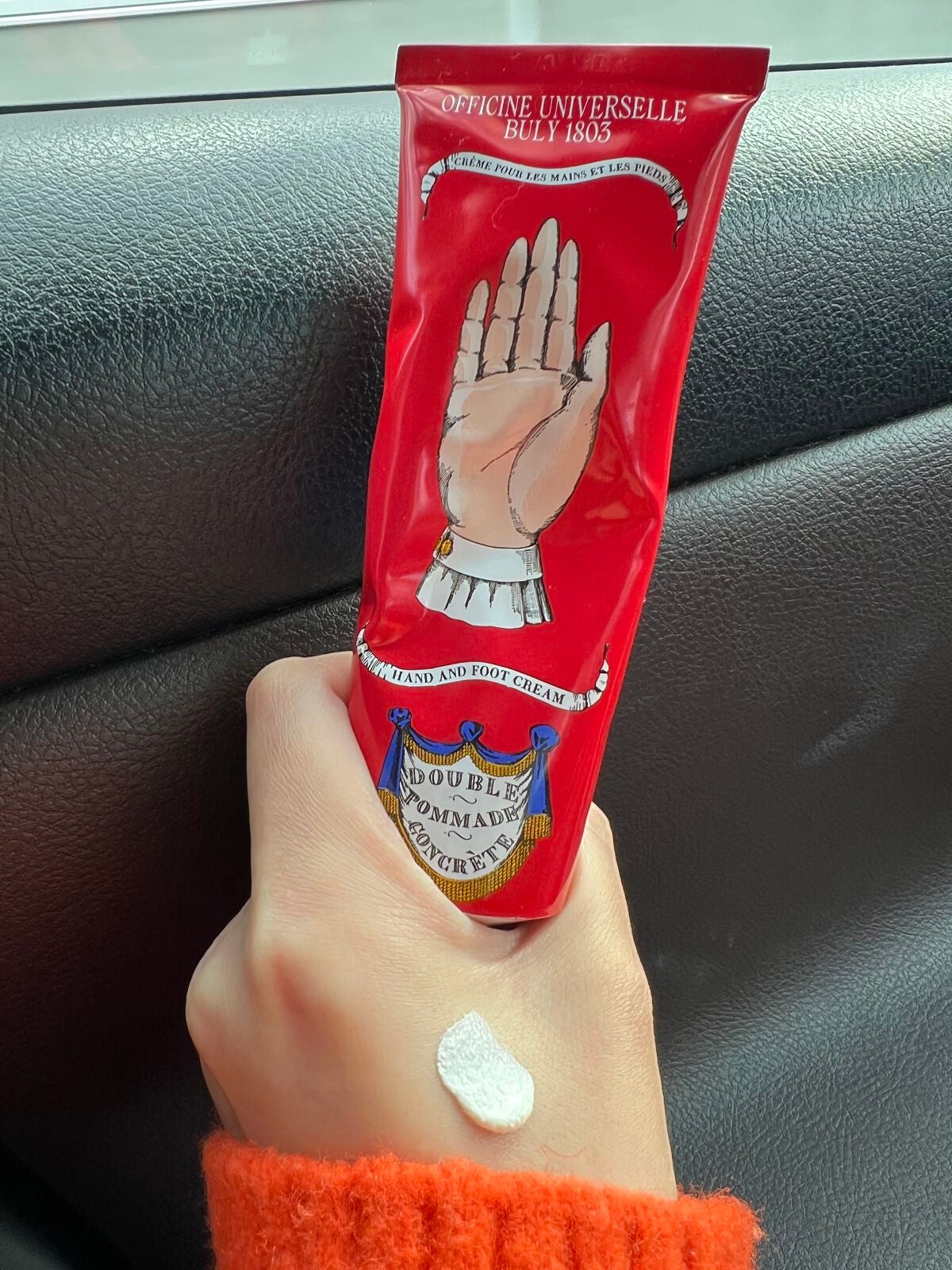 ドゥーブル・ポマード・コンクレット/オフィシーヌ・ユニヴェルセル・ビュリー/ハンドクリームを使ったクチコミ(1枚目)