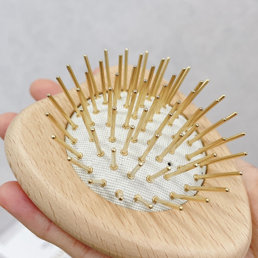 プレミアム FOX カッサ ウッド ミニハート ヘアブラシ/SNOW FOX SKINCARE/ヘアブラシを使ったクチコミ（2枚目）