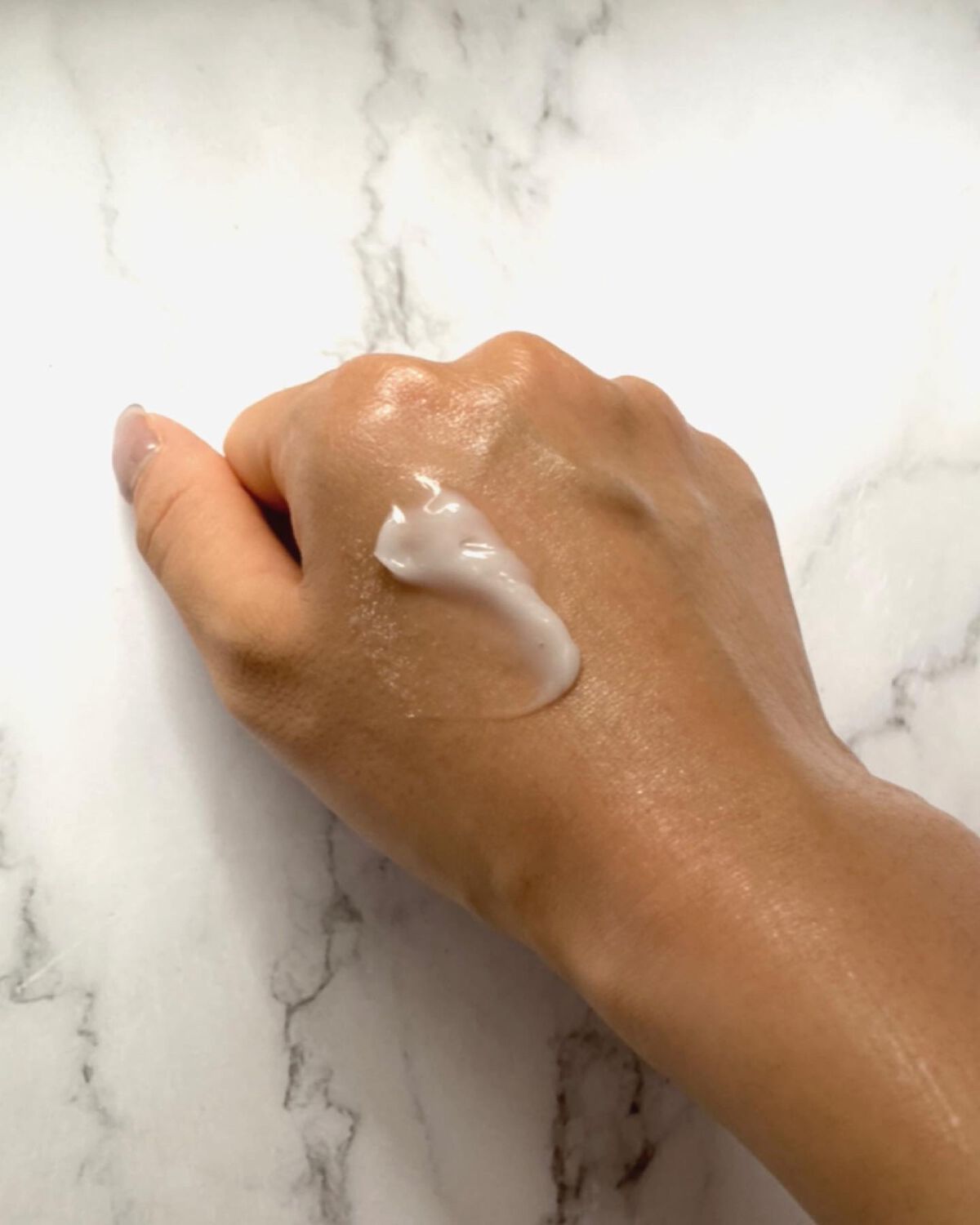 リンクル＆ホワイト スキンパーフェクション ジェル/ミキモト コスメティックス/オールインワン化粧品を使ったクチコミ（3枚目）