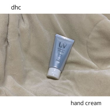 DHC
UV ハンドクリーム

DHC購入品①

ずっと気になっていてやっと購入できました！
長袖の時期でも意外と手は日焼けする見たいですが、手のためだけに日焼け止めを持ち歩くのは面倒なので、
これなら