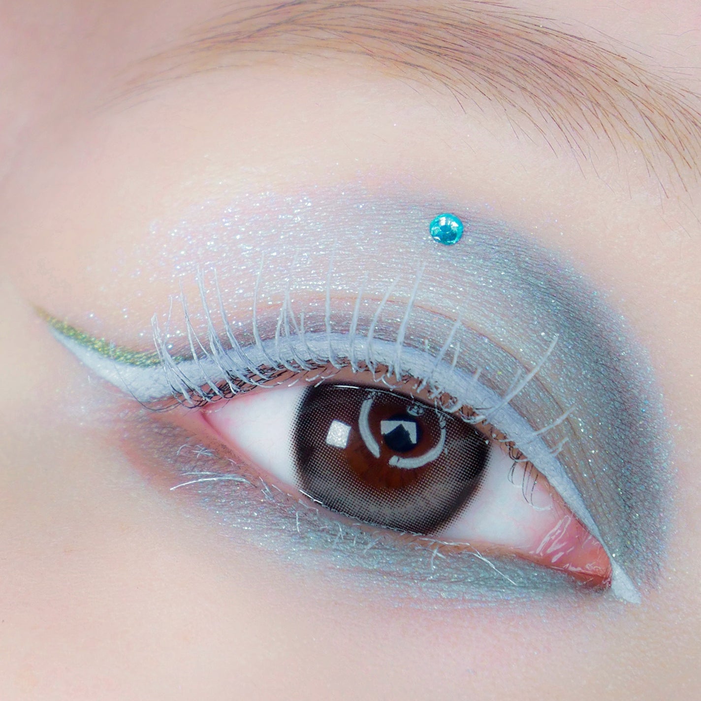 カラーリングアイブロウ マイクロ/ヘビーローテーション/眉マスカラを使ったクチコミ(1枚目)