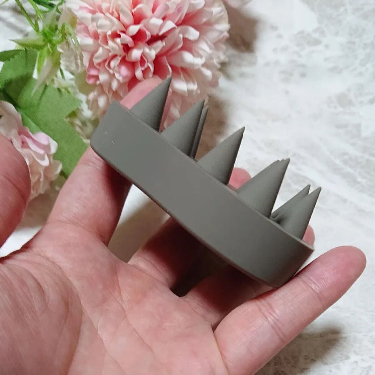 ir_uuy on LIPS 「株式会社シロク様よりGROWLABスカルプブラシお試しさせてい..」(5枚目)