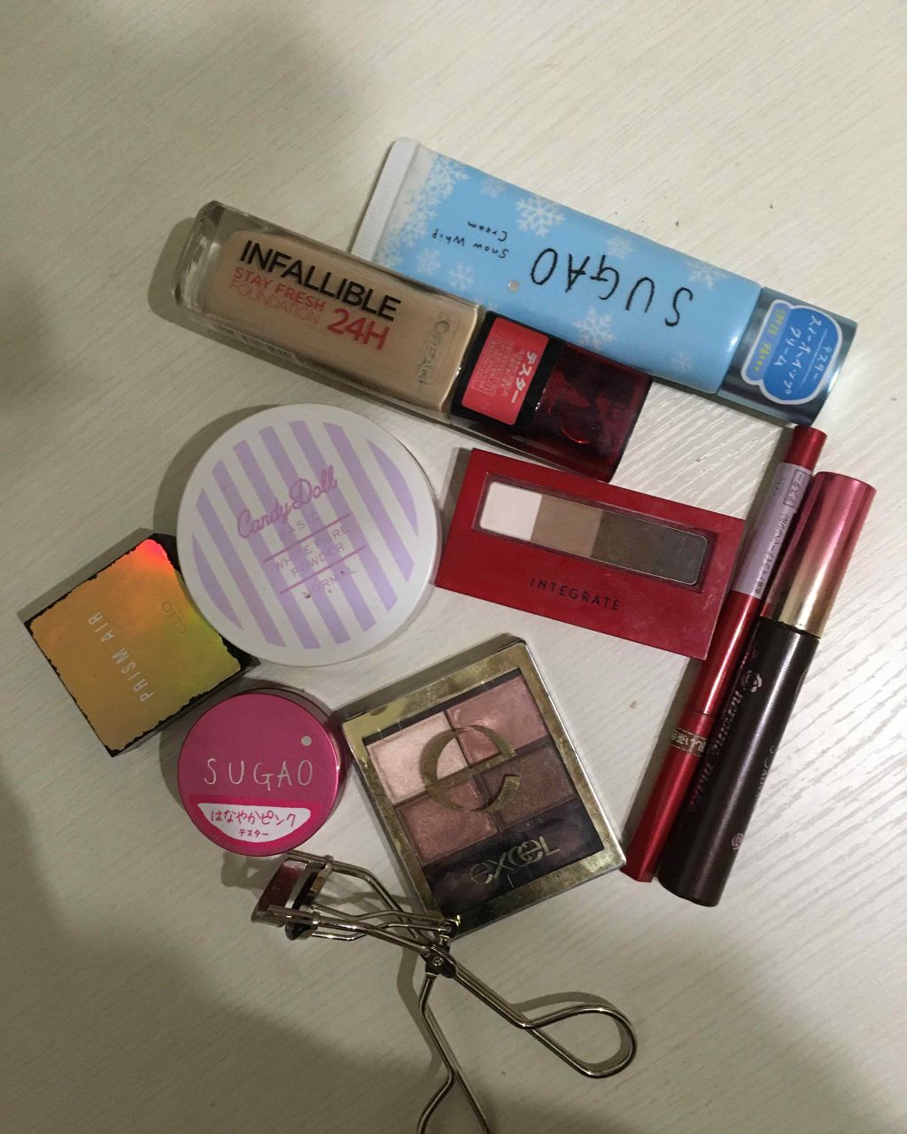 プリズム エアー シャドウ/CLIO/単色アイシャドウを使ったクチコミ（1枚目）